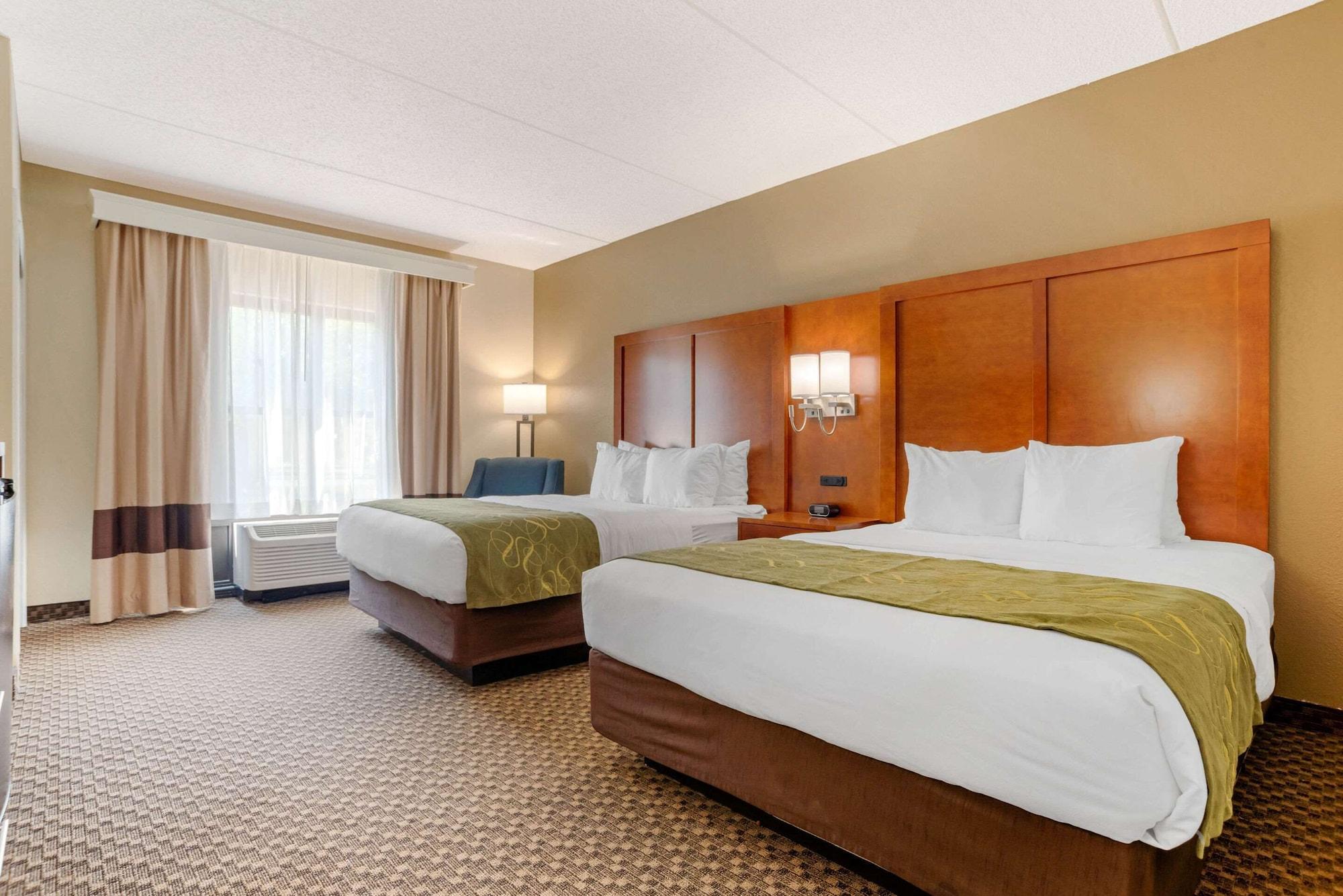 Comfort Suites Tallahassee Capitol - University Area Экстерьер фото