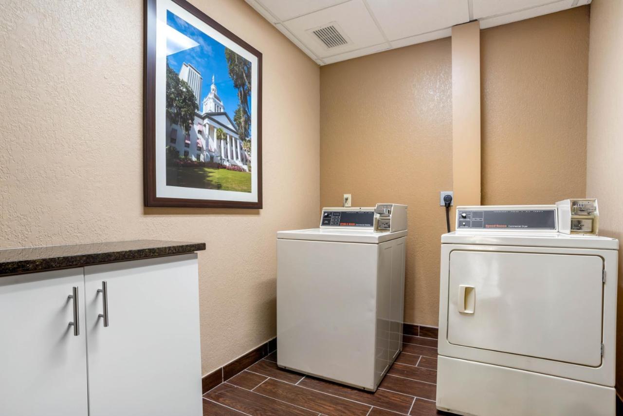 Comfort Suites Tallahassee Capitol - University Area Экстерьер фото