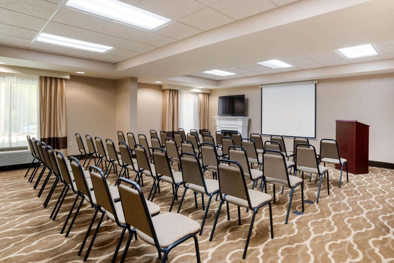 Comfort Suites Tallahassee Capitol - University Area Экстерьер фото