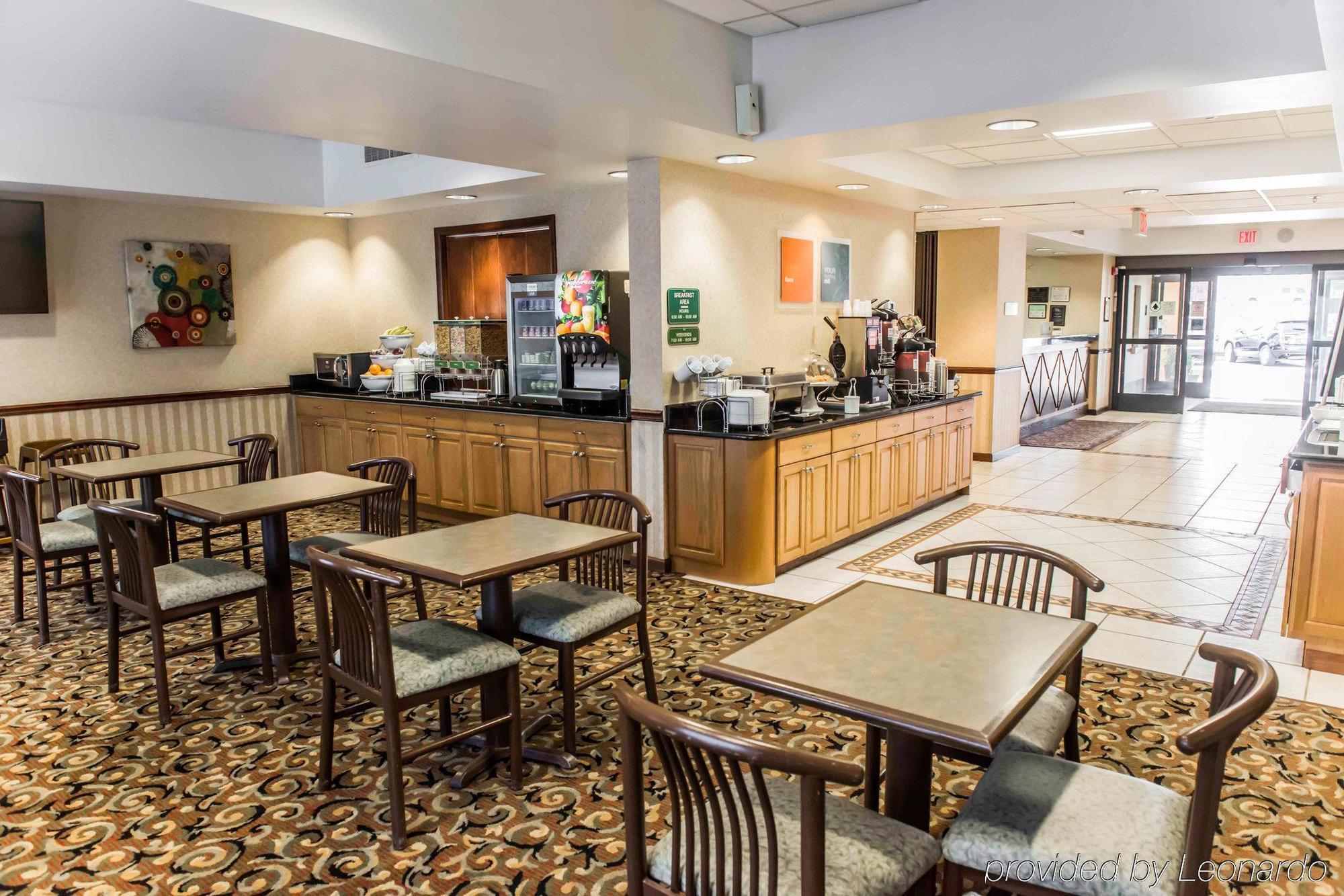 Comfort Suites Tallahassee Capitol - University Area Экстерьер фото