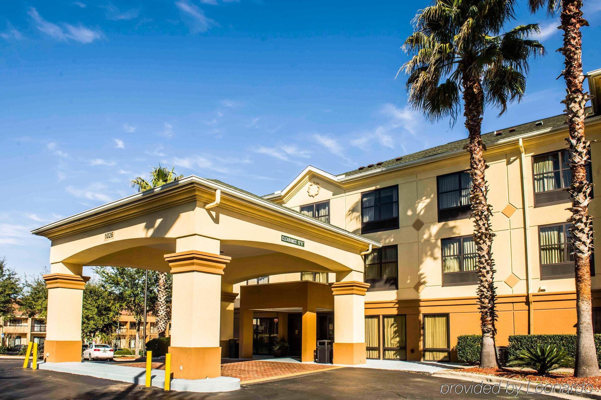 Comfort Suites Tallahassee Capitol - University Area Экстерьер фото