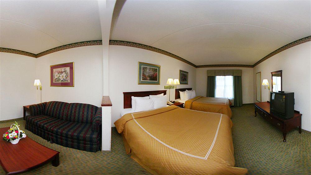 Comfort Suites Tallahassee Capitol - University Area Экстерьер фото
